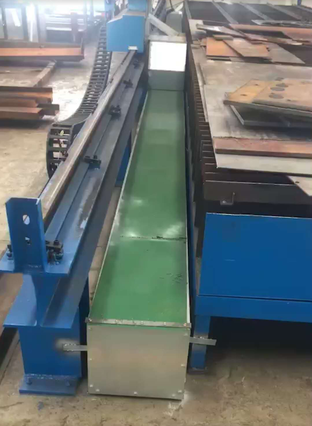 河（hé）南17c.com在线观看環保等離子等離子切割機除塵（chén）係統(圖3)