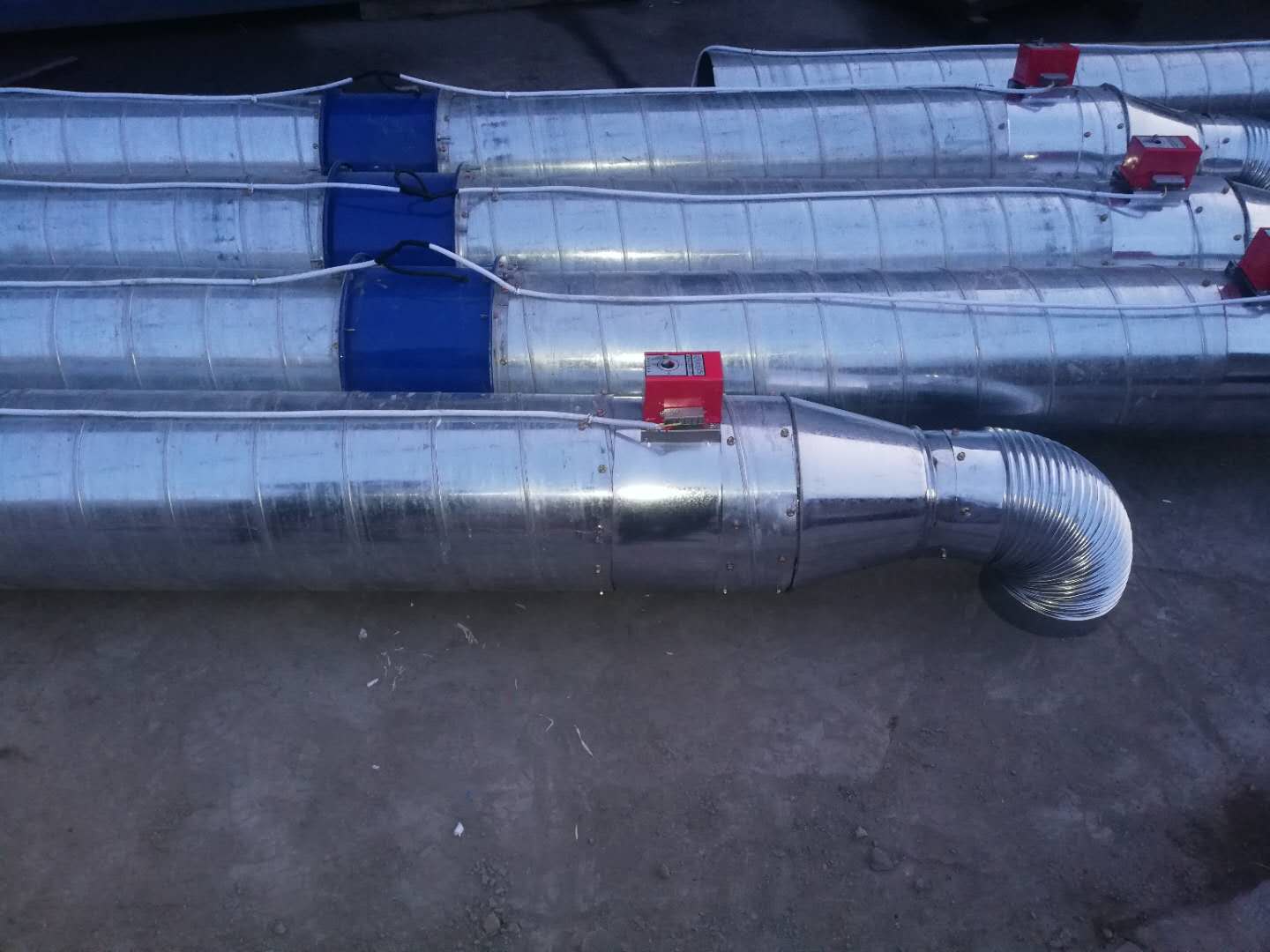 河南飛(fēi)博環保-焊接車間整(zhěng)體除塵係統(圖2) 河南17c.com在线观看環保-焊接車間整體除塵係統(tǒng)(圖2)